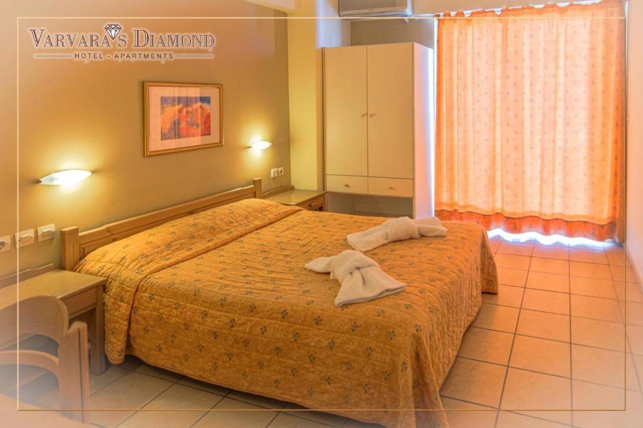 Varvaras Diamond Hotel プラタネス エクステリア 写真