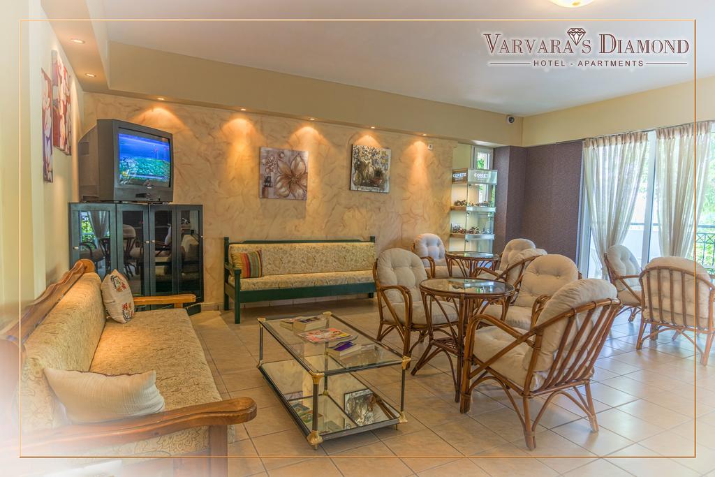 Varvaras Diamond Hotel プラタネス エクステリア 写真