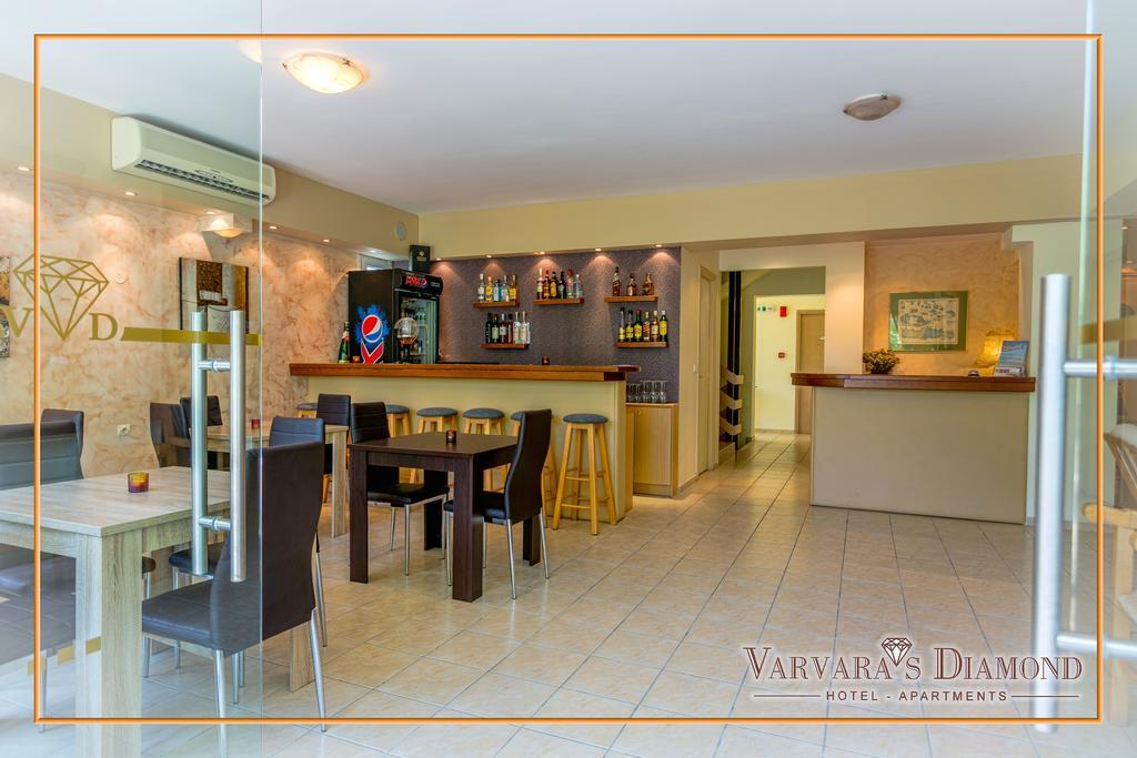 Varvaras Diamond Hotel プラタネス エクステリア 写真