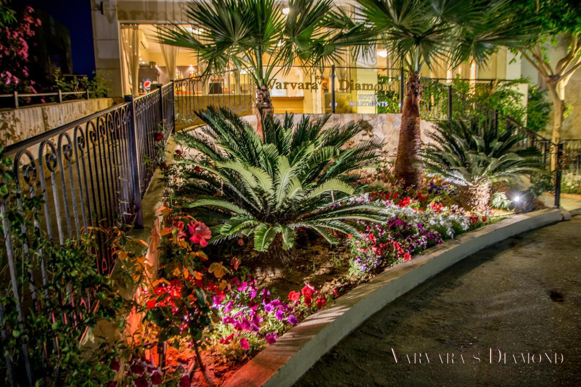 Varvaras Diamond Hotel プラタネス エクステリア 写真