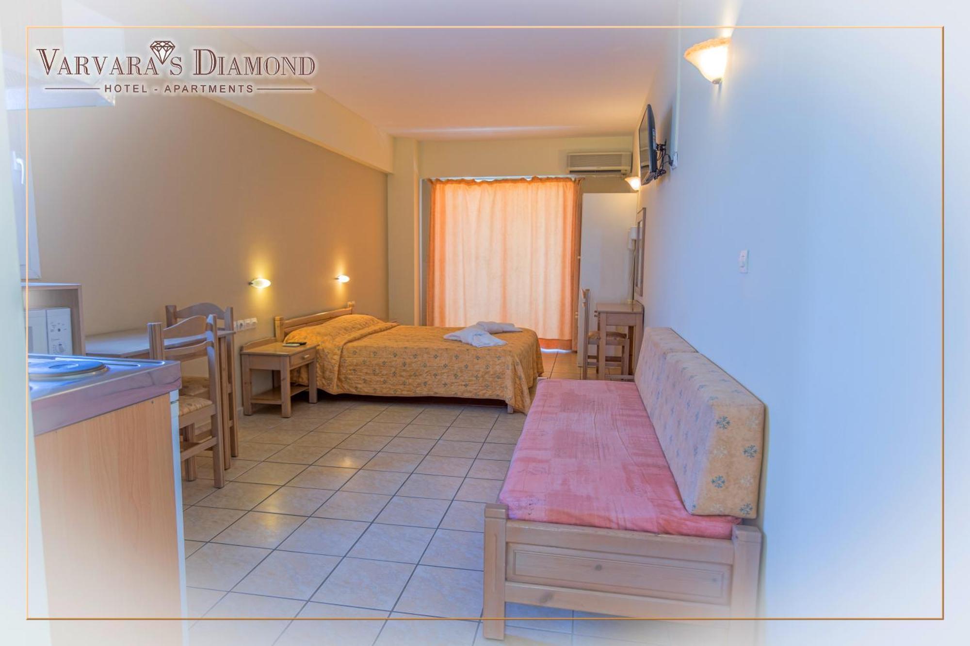 Varvaras Diamond Hotel プラタネス 部屋 写真