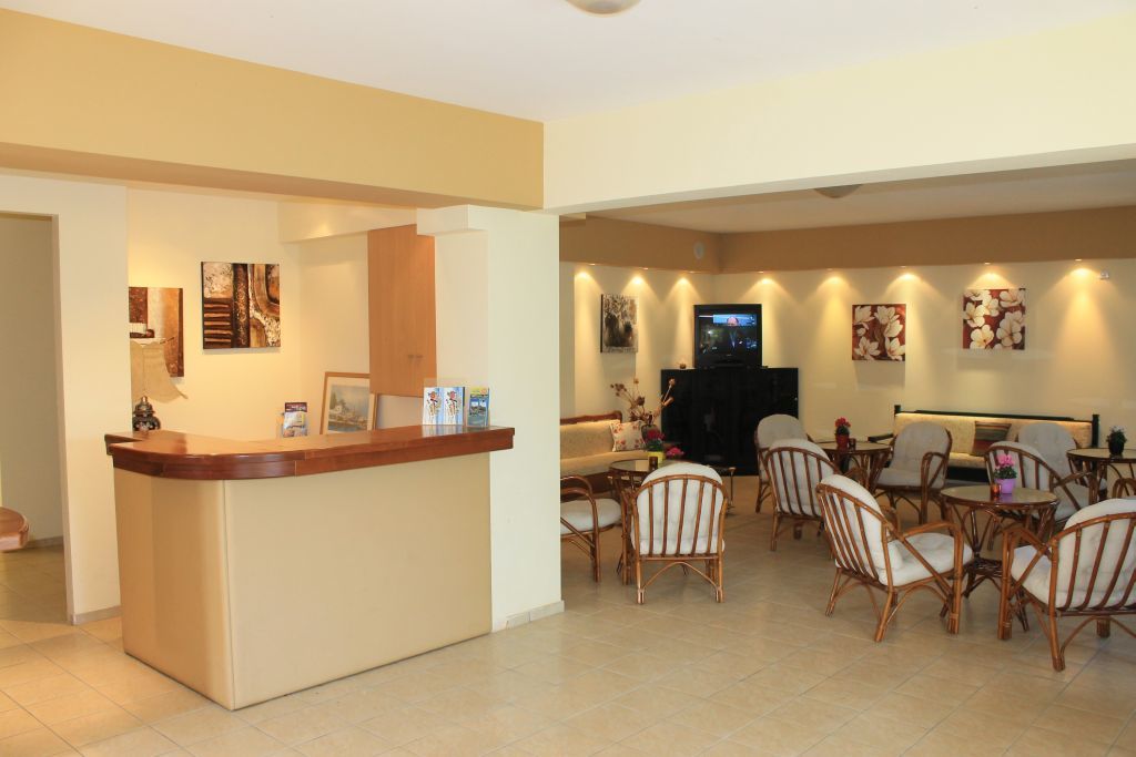 Varvaras Diamond Hotel プラタネス エクステリア 写真